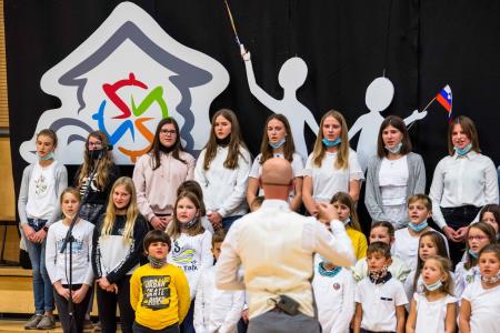 Prireditev – Pozdravljena OSNOVNA ŠOLA ZAGRADEC 72